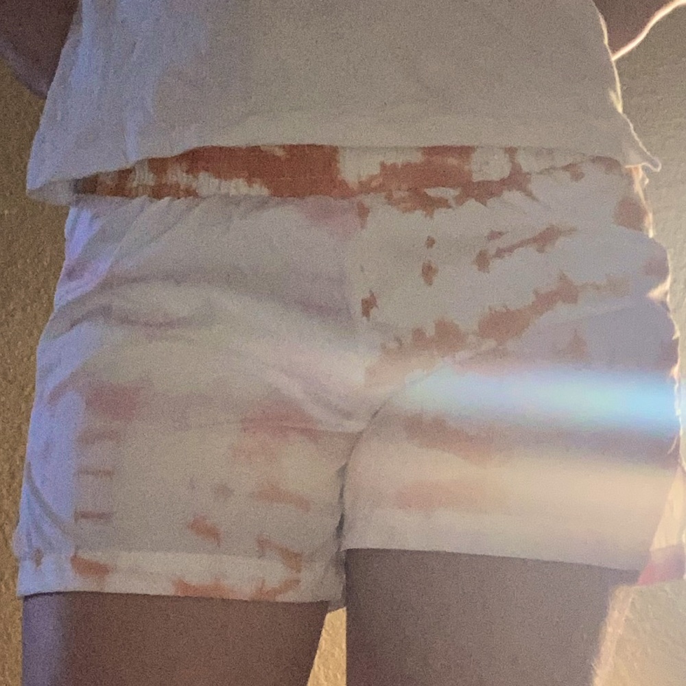 Old navy active orange pink dye die shorts!